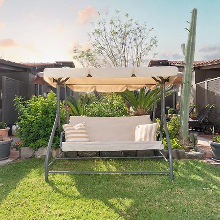 Ilaira Sea View Bungalow เกนนาดี ภายนอก รูปภาพ