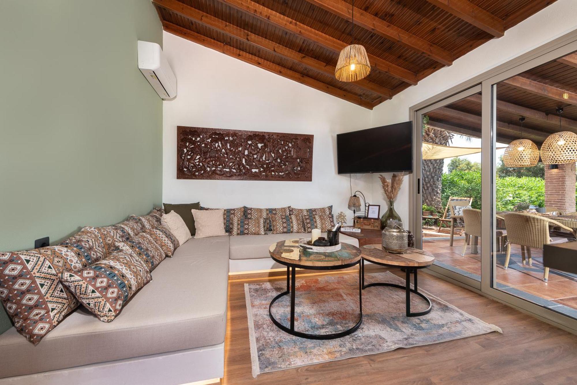 Ilaira Sea View Bungalow เกนนาดี ภายนอก รูปภาพ