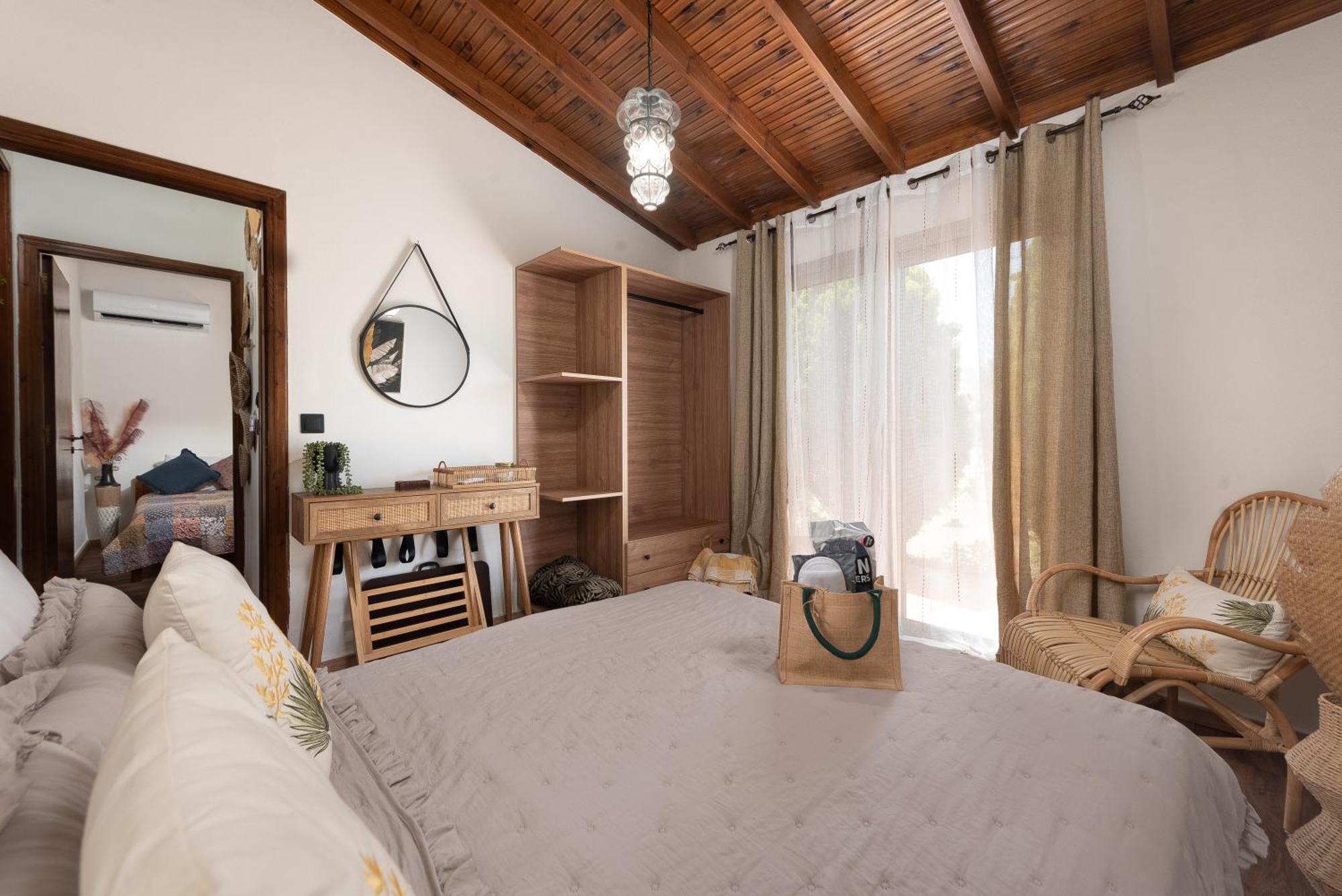 Ilaira Sea View Bungalow เกนนาดี ภายนอก รูปภาพ